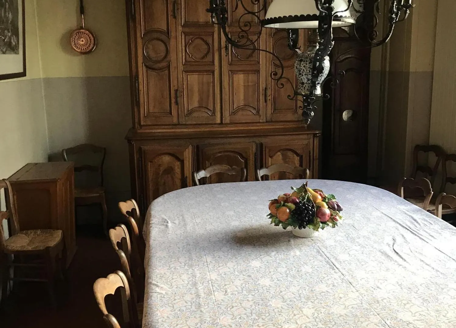 Chateau De Joyeux - Chambres D'Hotes 0*,  France